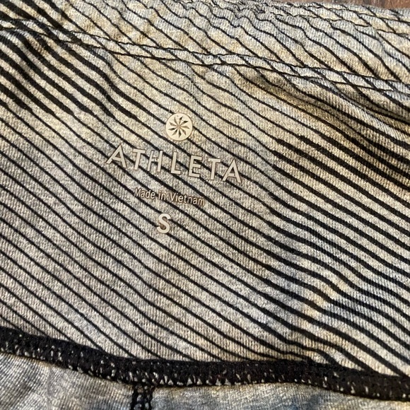 Athleta leggings, stripe pattern - Picture 2 of 4